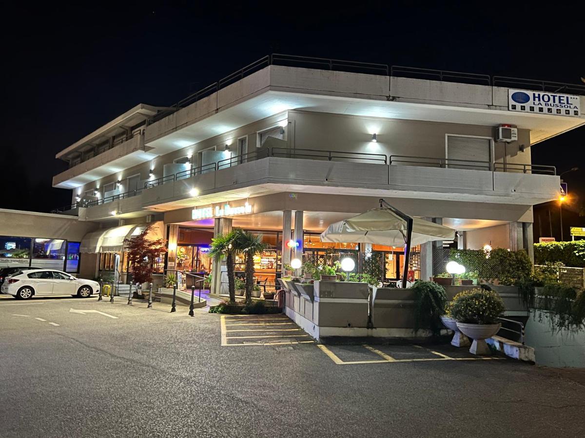 פאדנג'ה סול גארדה Hotel La Bussola מראה חיצוני תמונה